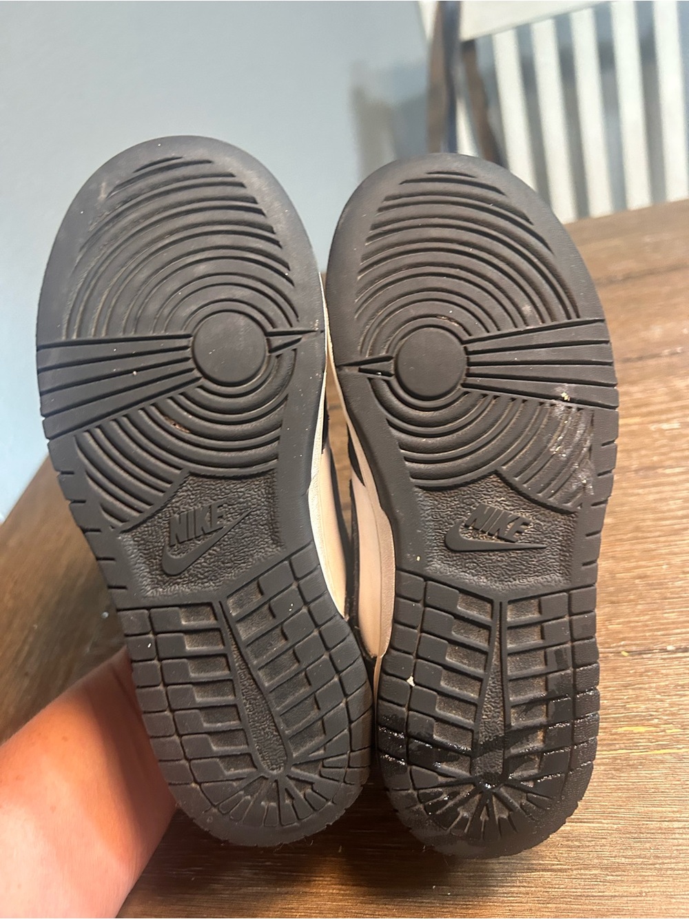 Nike kids dunk low size 1youth - Picture 7 of 8